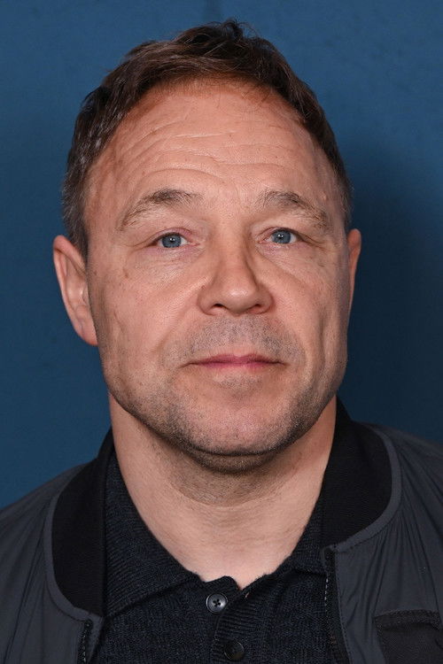 Stephen Graham jako Chris w obsadzie Dobry chłopiec
