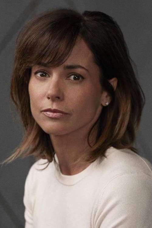 Stephanie Szostak jako Jacqueline Follet w obsadzie Diabeł ubiera się u Prady