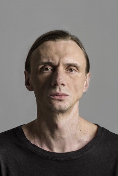 Andrzej Kłak jako Psychiatrist w obsadzie Nie ma duchów w mieszkaniu na Dobrej