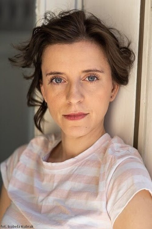 Monika Frajczyk jako Rina w obsadzie Dobry chłopiec