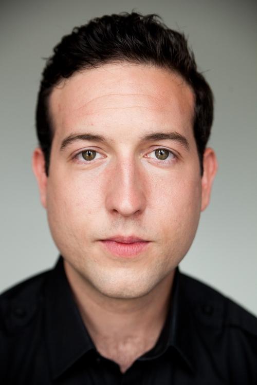 Podobny aktor do Michael Esper: Christopher Rodriguez Marquette