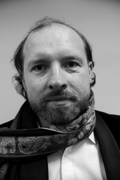 Podobny aktor do Eric Nam: Dariusz Chojnacki