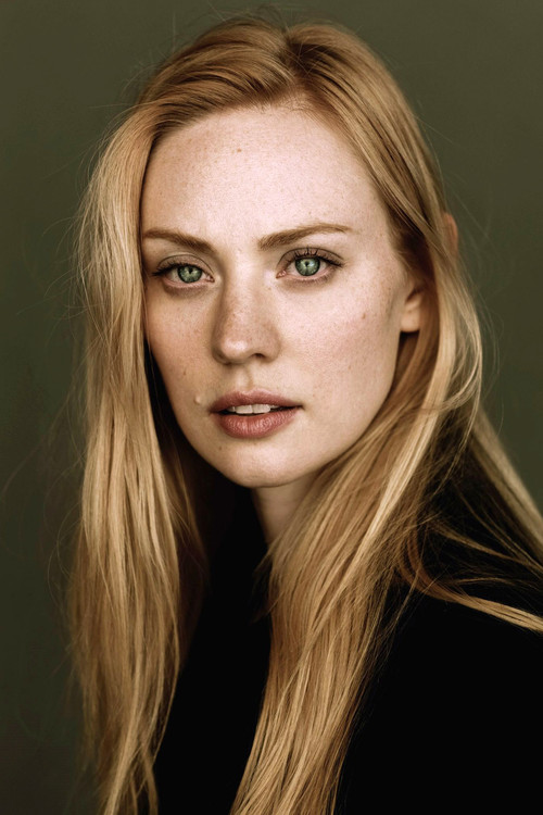 Podobny aktor do Cary Christopher: Deborah Ann Woll