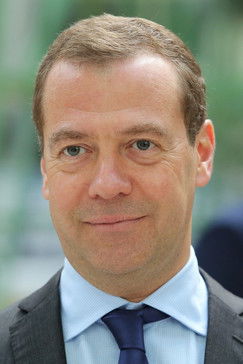 Dmitry Medvedev jako Self (archive footage) (uncredited) w obsadzie Pan Nikt kontra Putin
