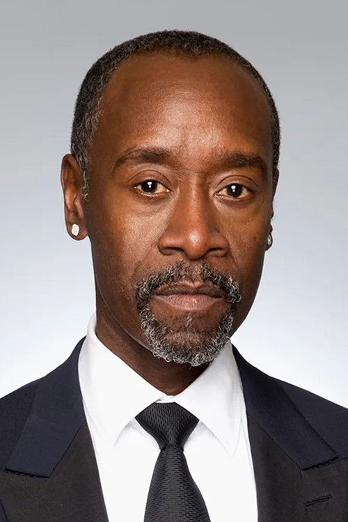 Podobny aktor do Liza Koshy: Don Cheadle