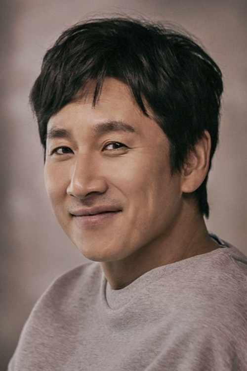 Lee Sun-kyun jako Park Dong-ik w obsadzie Parasite