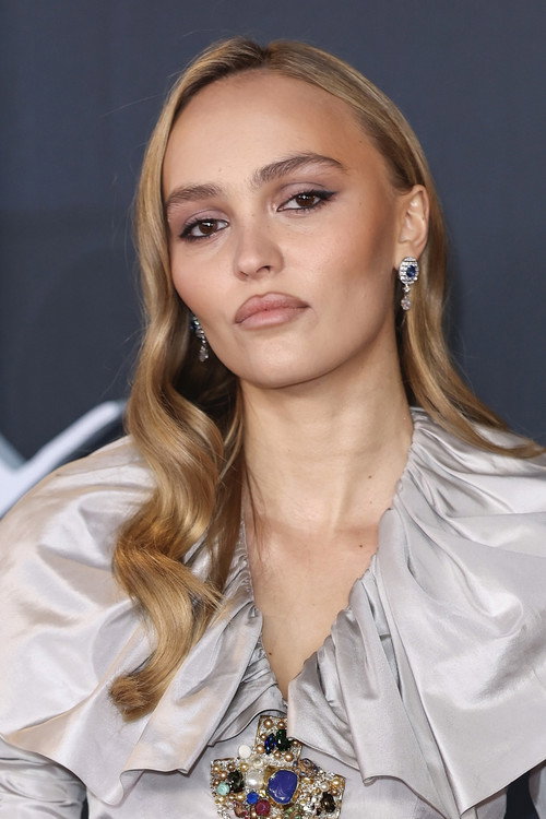 Podobny aktor do Fred Tatasciore: Lily-Rose Depp