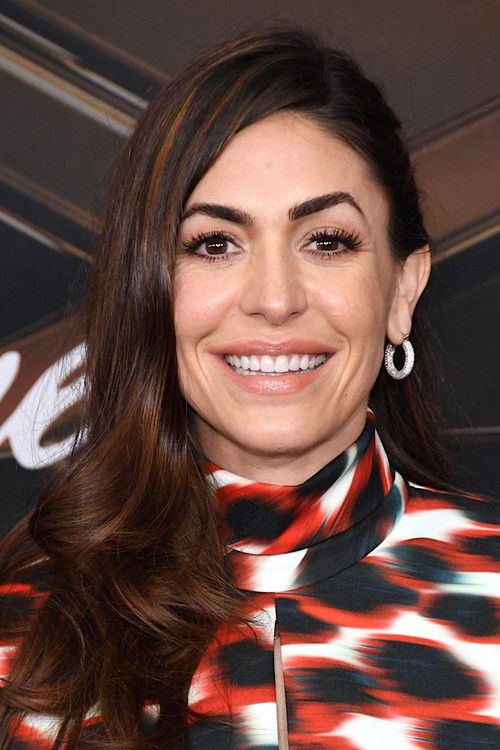 Podobny aktor do Jake Johnson: Natalia Cordova-Buckley