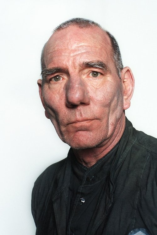 Pete Postlethwaite jako Maurice Fischer w obsadzie Incepcja