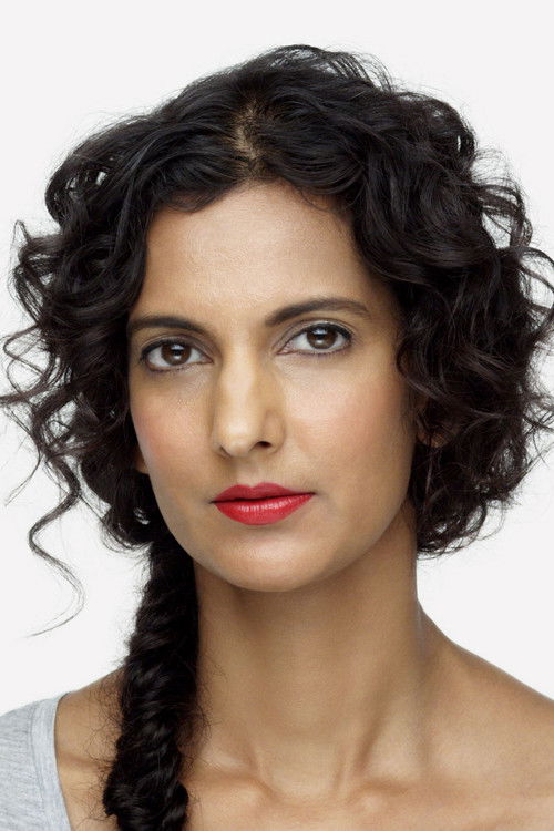 Podobny aktor do Neil Summers: Poorna Jagannathan