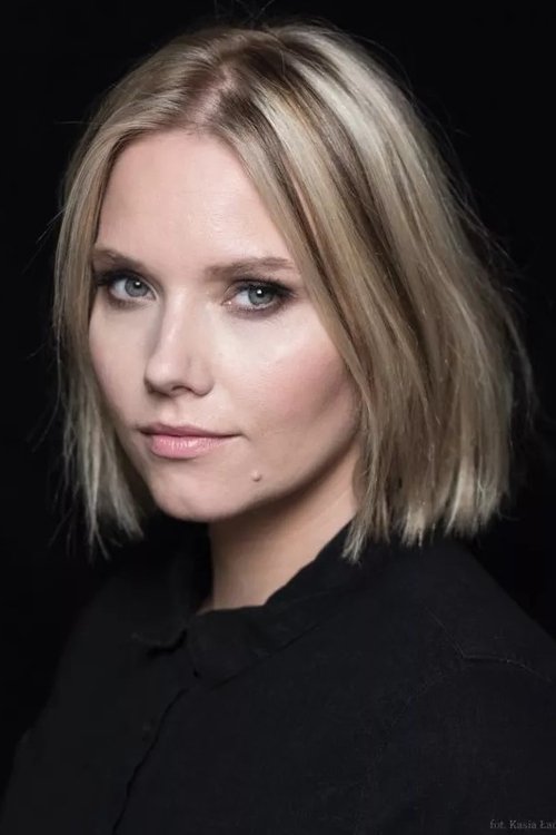 Podobny aktor do Keone Young: Roma Gąsiorowska